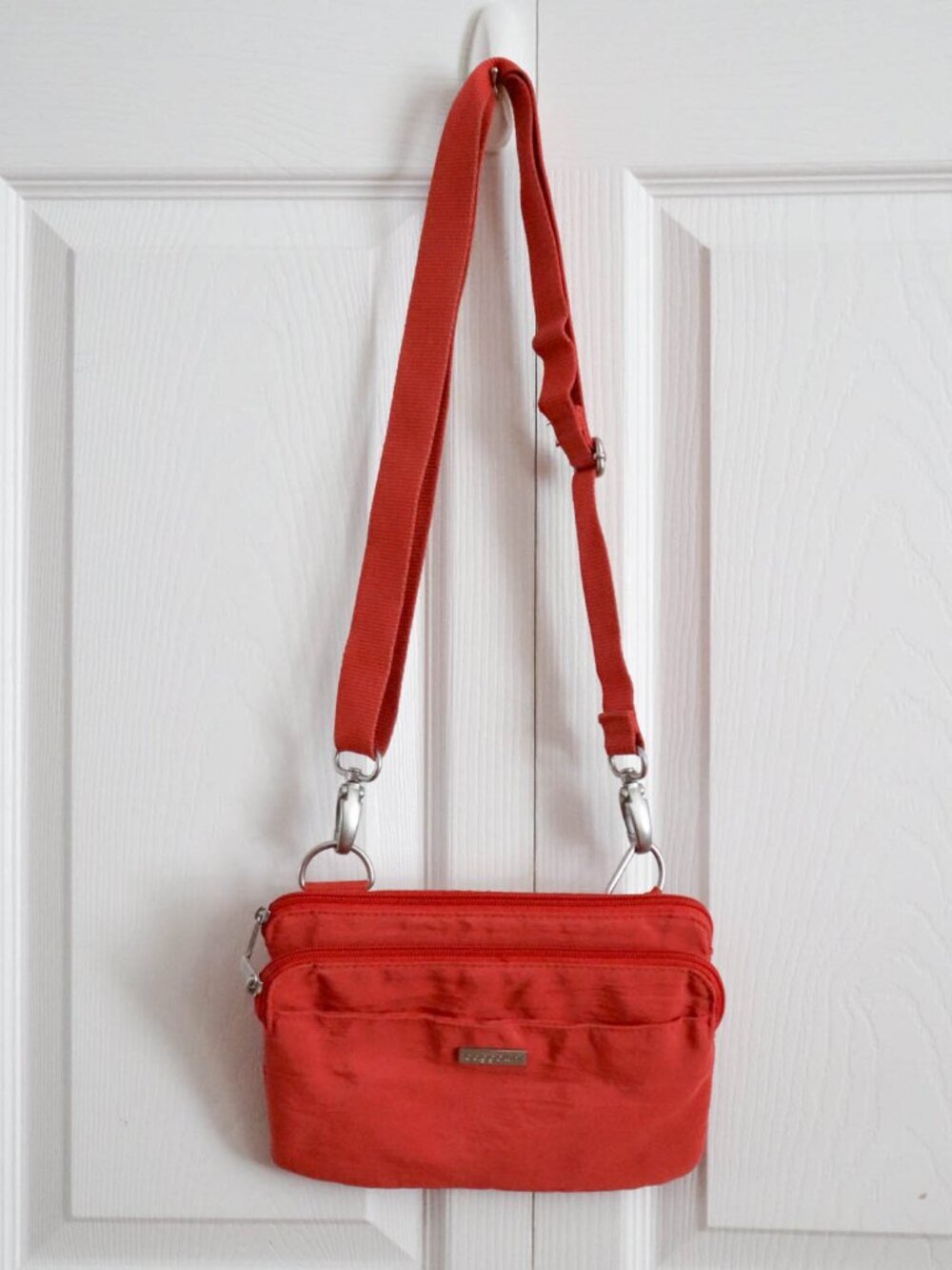 Baggallini Everyday Mini Crossbody Bag Purse Nylon Coral Adjustable Strap Travel